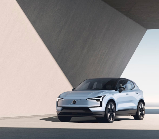 EX30 Eléctrico