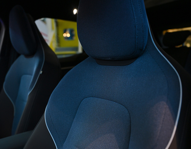 Vehículo SUV con Diseño Sostenible